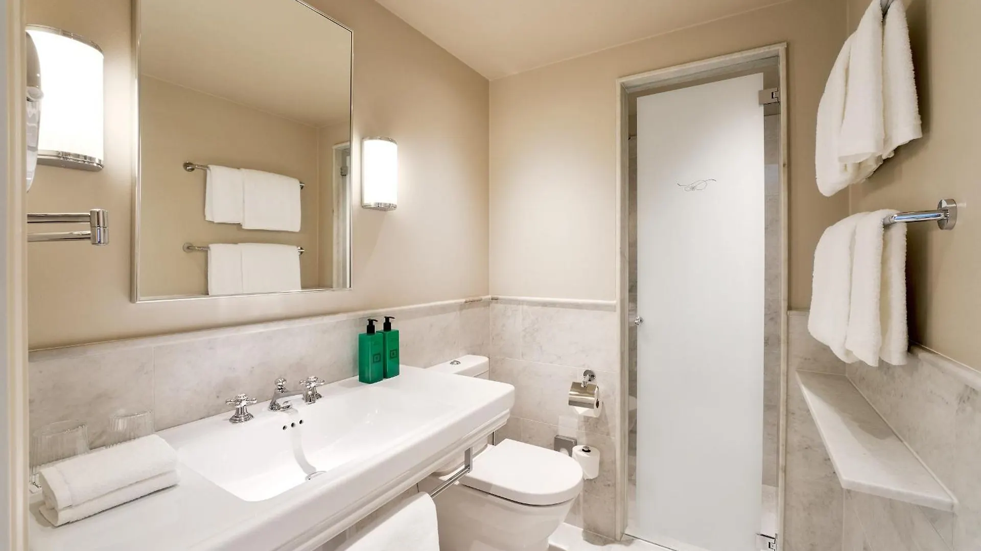 Villa Dahlia Stockholm Hotel